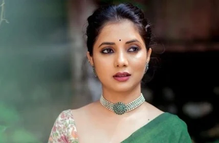 Sayali Sanjeev